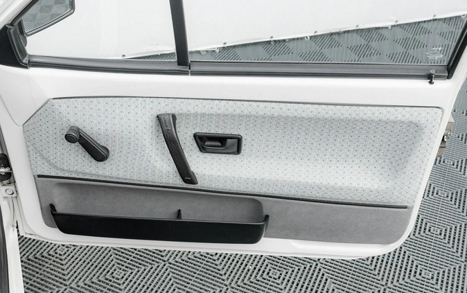 Volkswagen Polo cena 39900 przebieg: 108976, rok produkcji 1988 z Nowe Miasteczko małe 352